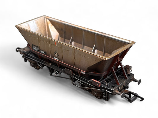 Accurascale MGR Coal Hopper - Railfreight Red - Pack 1 - Weathered