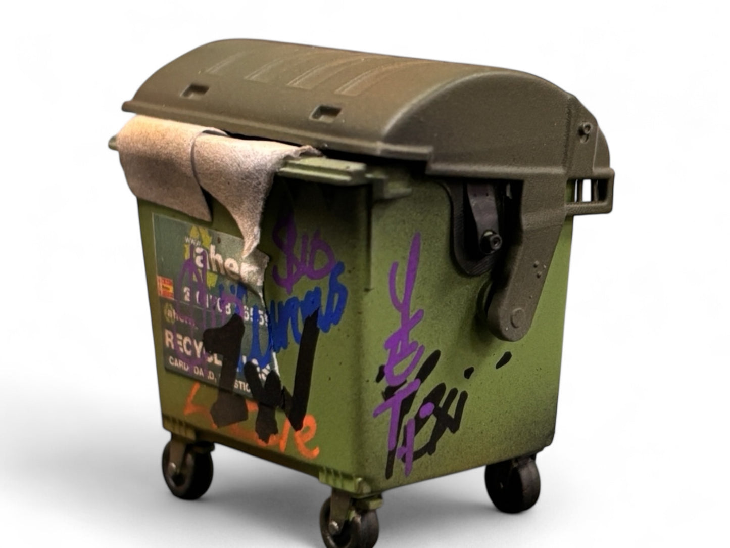 'Ahern' Vandalised Green Commercial Bin - Custom - O gauge (2)
