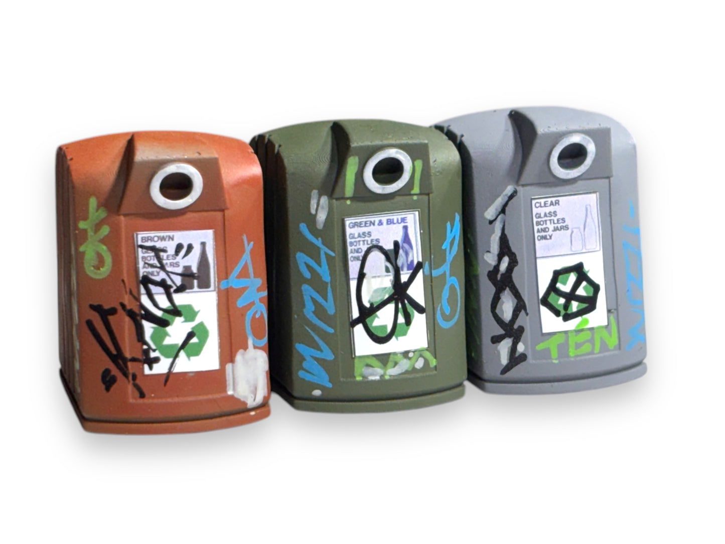 Vandalised Recycling Bottle Banks - Set of 3 - OO Gauge