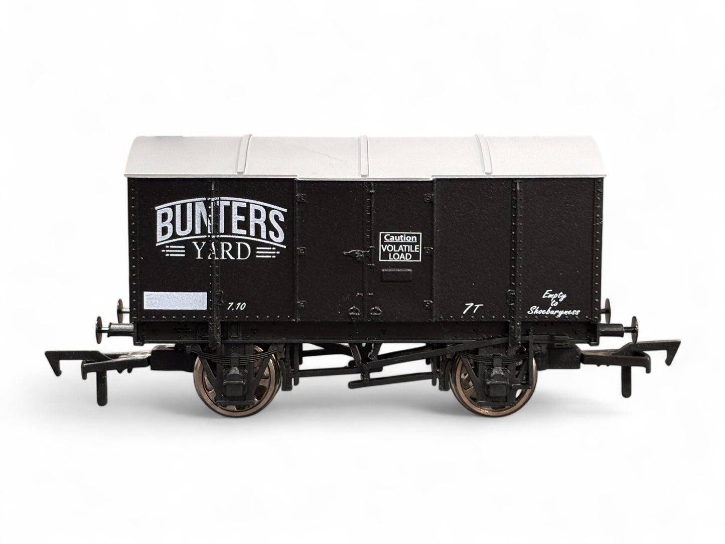Bunters Yard Gun Powder Van - Limited Edition - OO Gauge