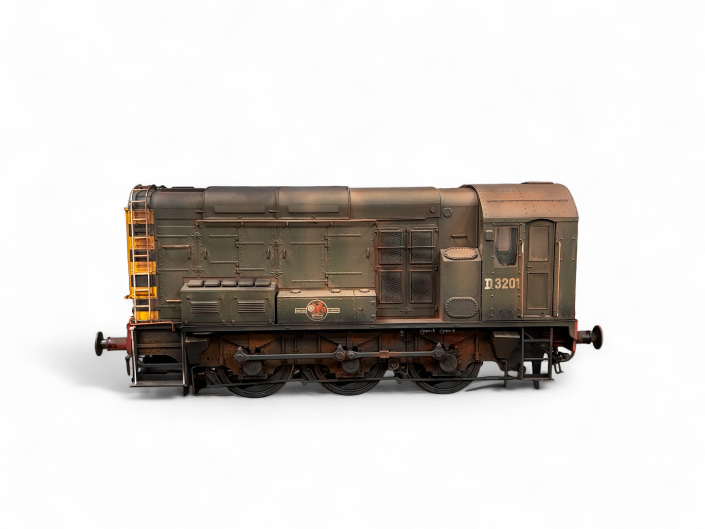 Dapol 7D-008-19 Class 08 BR Green inc Wasp Stripes - Heavy Weathered