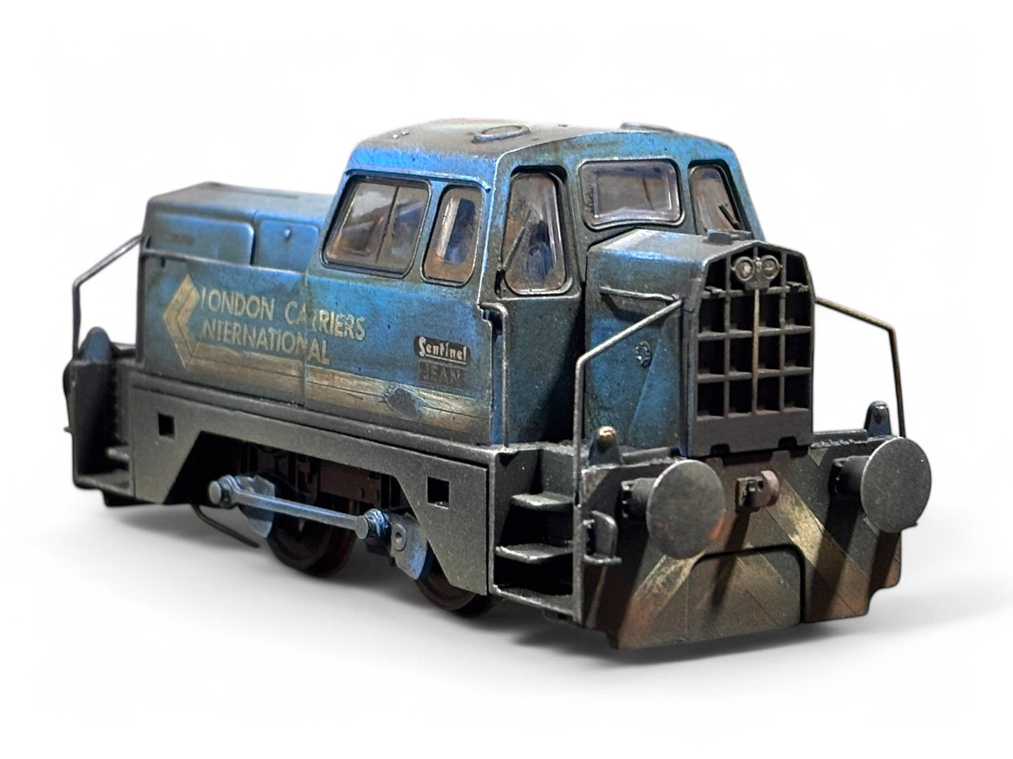 Hornby Sentinel London Carriers International 'Jean' R30009 Weathered