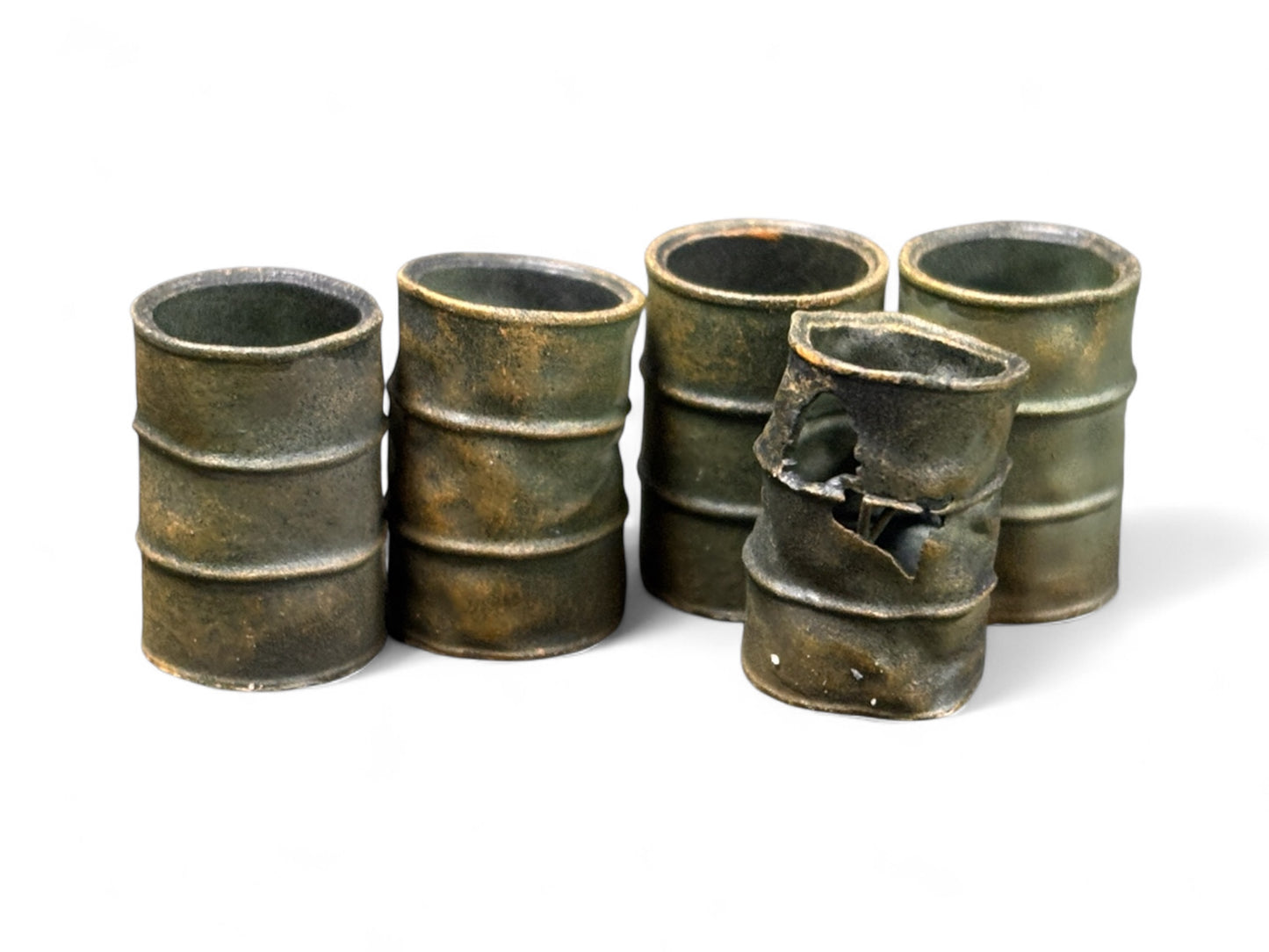 Open Dented Oil Drums - Weathered Army Green - O Gauge