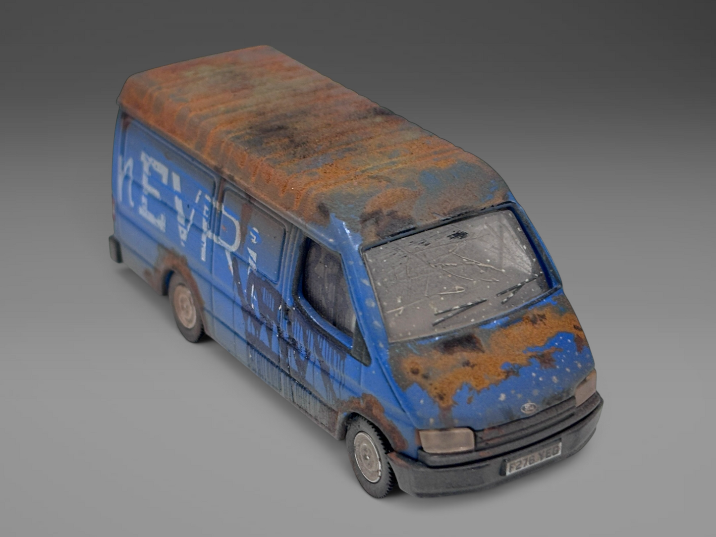 Oxford Diecast Transit LWB High Roof Relic Delivery Van - 1:76