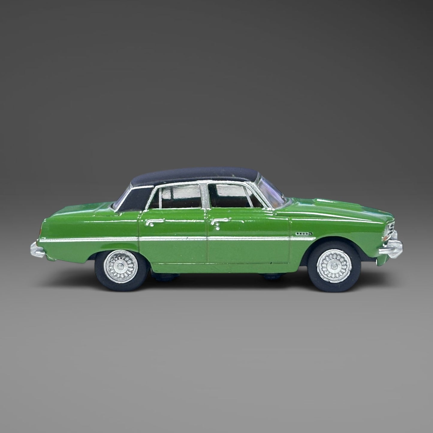 Oxford Diecast Rover P6 - 1:76 Scale