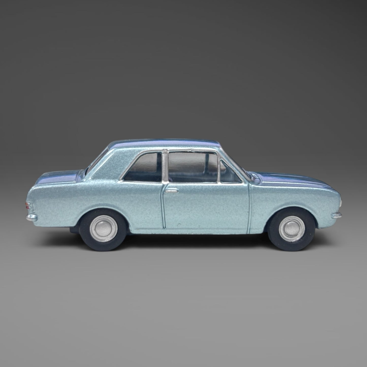 Oxford Diecast Ford Cortina MKII Blue Mink - 1:76 Scale