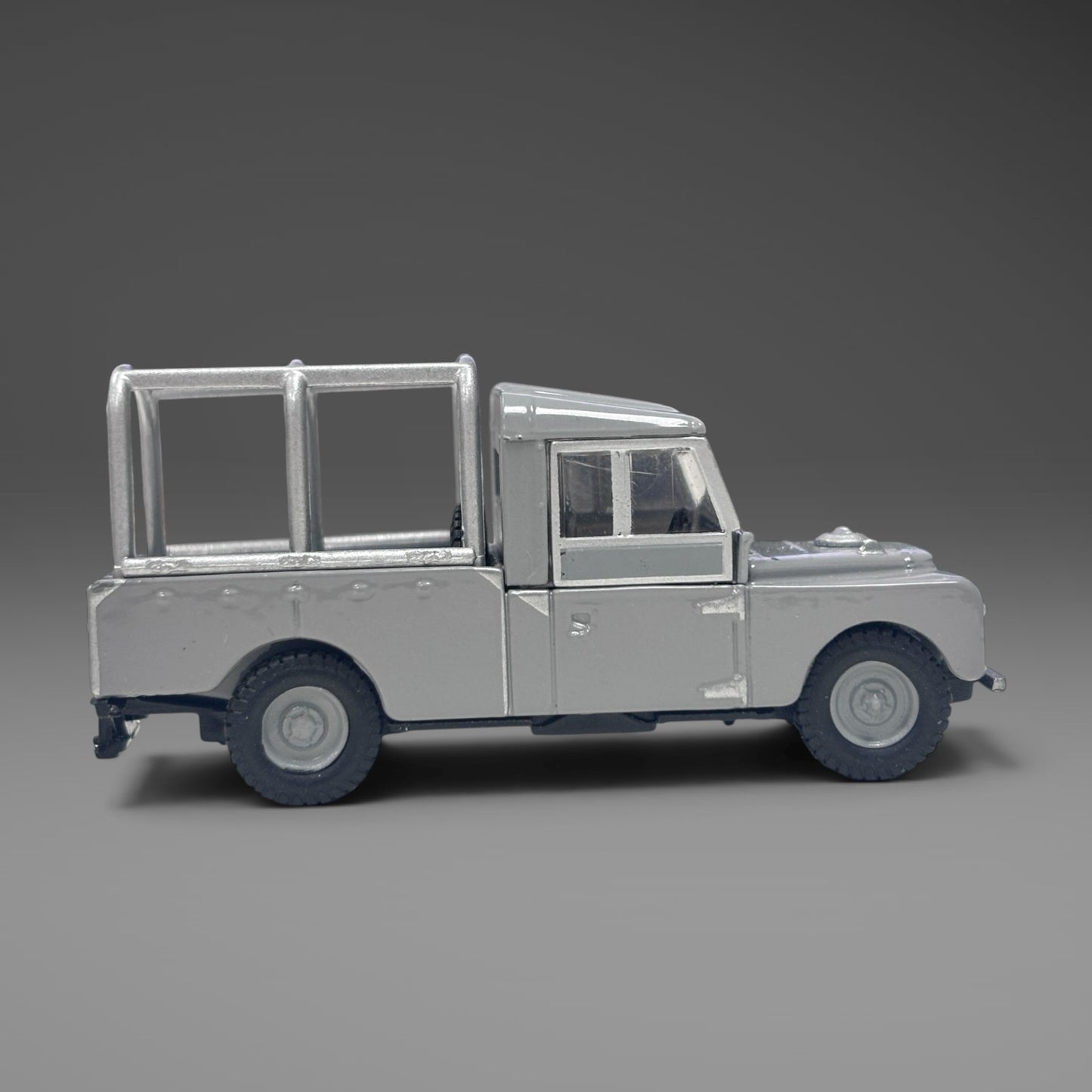 Oxford Diecast Land Rover Ser 1 Grey - 1:76 Scale