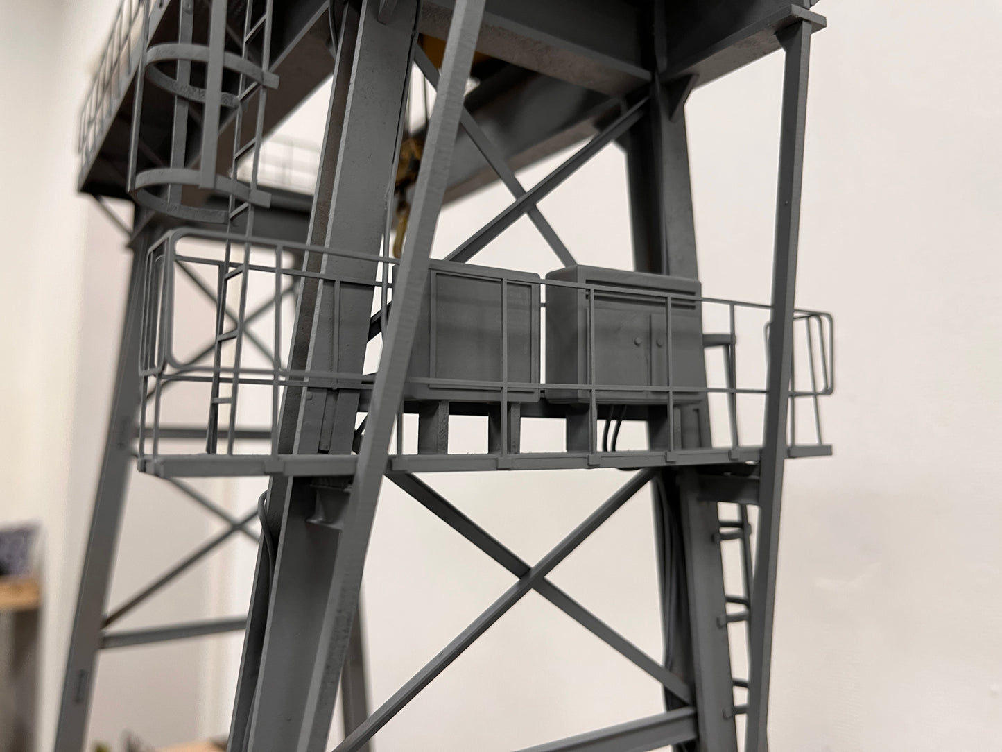 Nuclear Flask Gantry Crane for OO Model Railway