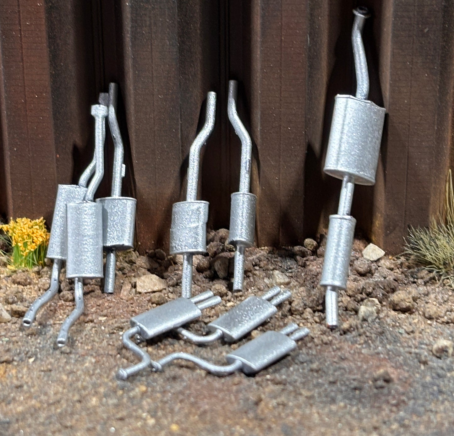Vehicle Exhaust Pipes - Pristine - OO Gauge