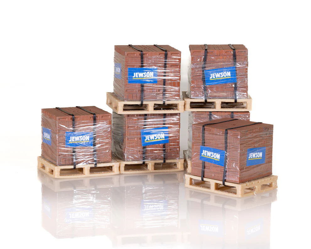 'Jewson' Bricks on Pallets - OO Gauge