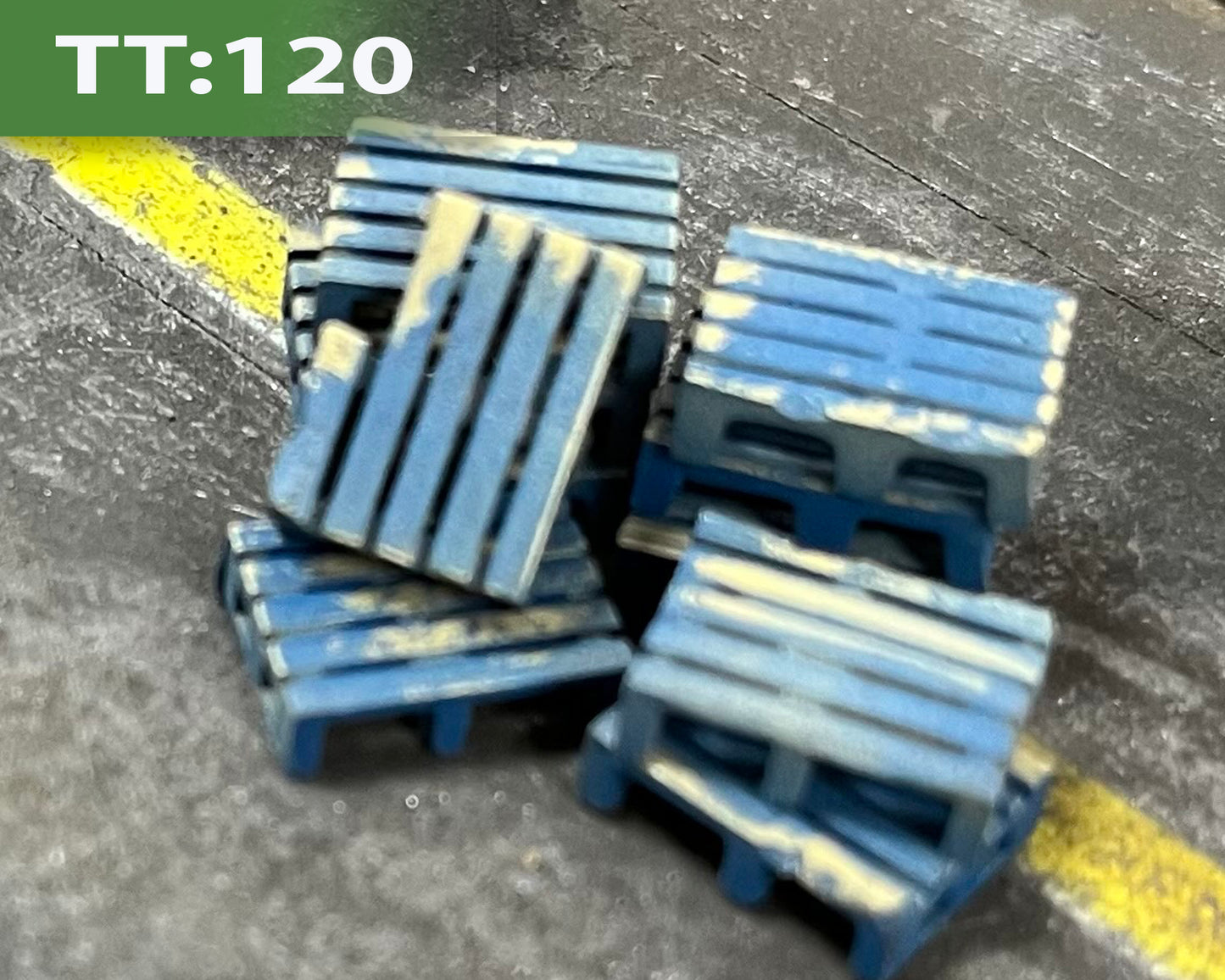 Shipping Pallets - Blue Weathered - TT:120
