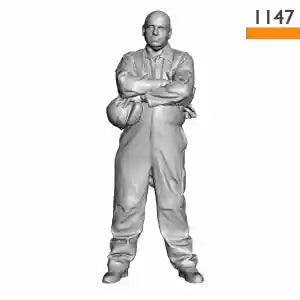 Modelu Engineer with Arms Folded 1/76