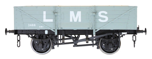 7F-053-012 O Gauge 5 Plank Wagon Corrugated End LMS Gray 3466