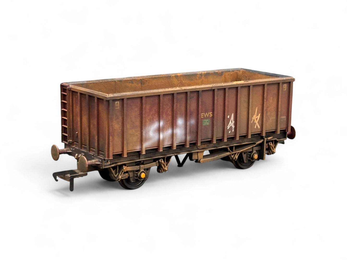 2x Bachmann 33-380C 45 Ton MEA Weathered wagons in EWS livery