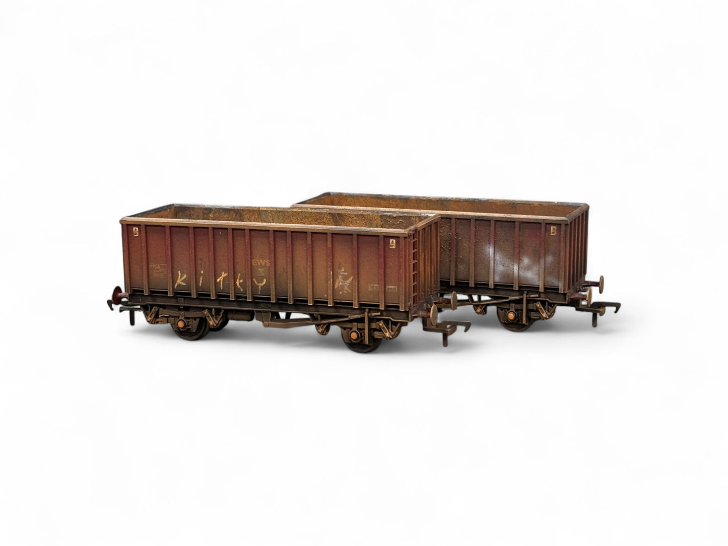 2x Bachmann 33-380C 45 Ton MEA Weathered wagons in EWS livery