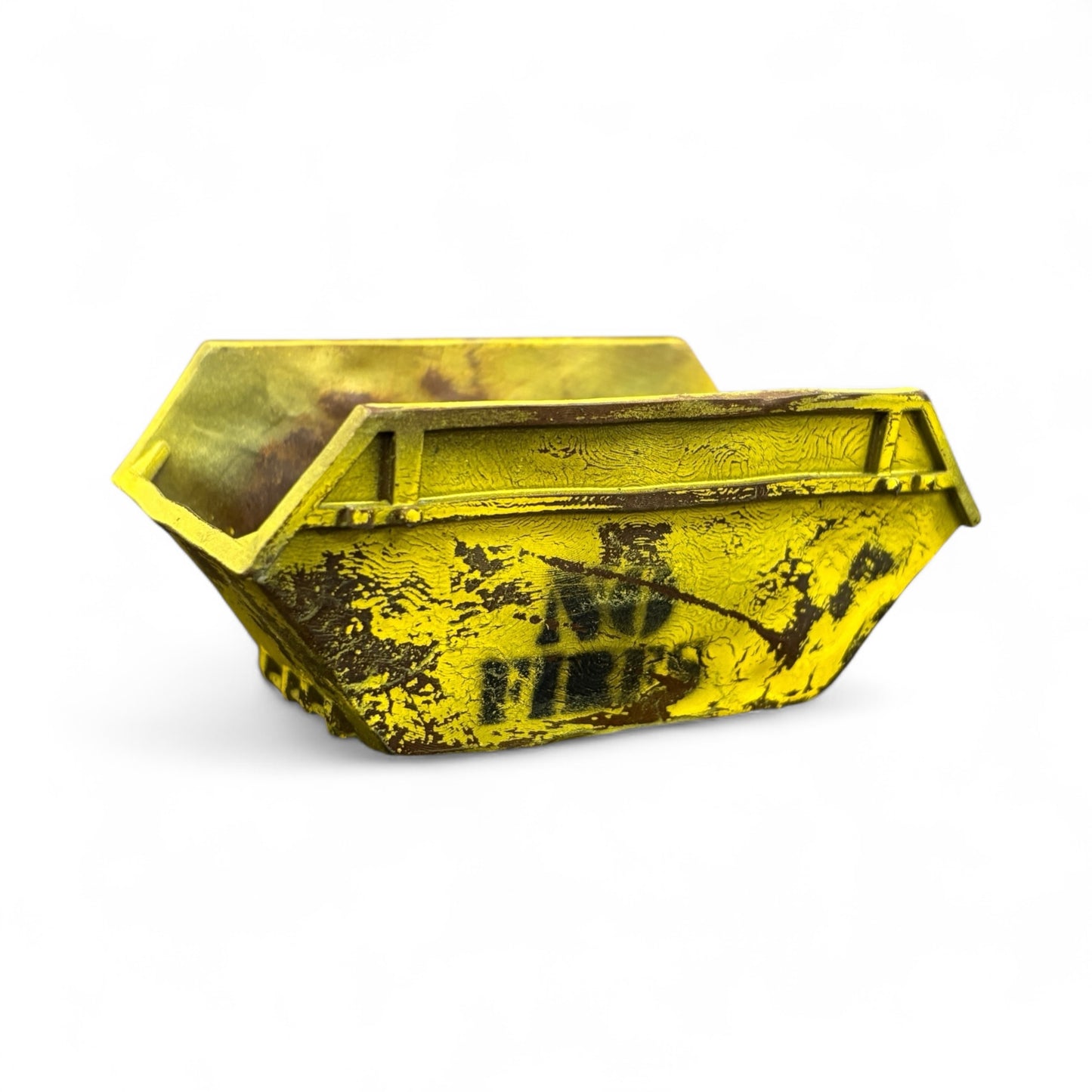 Stackable Skips - Rusty - O gauge