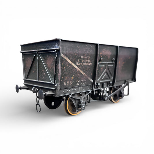 7F-041-006 O Gauge 14T Slope Sided Mineral Black 550 Tarmac - Rusty Weathered 3