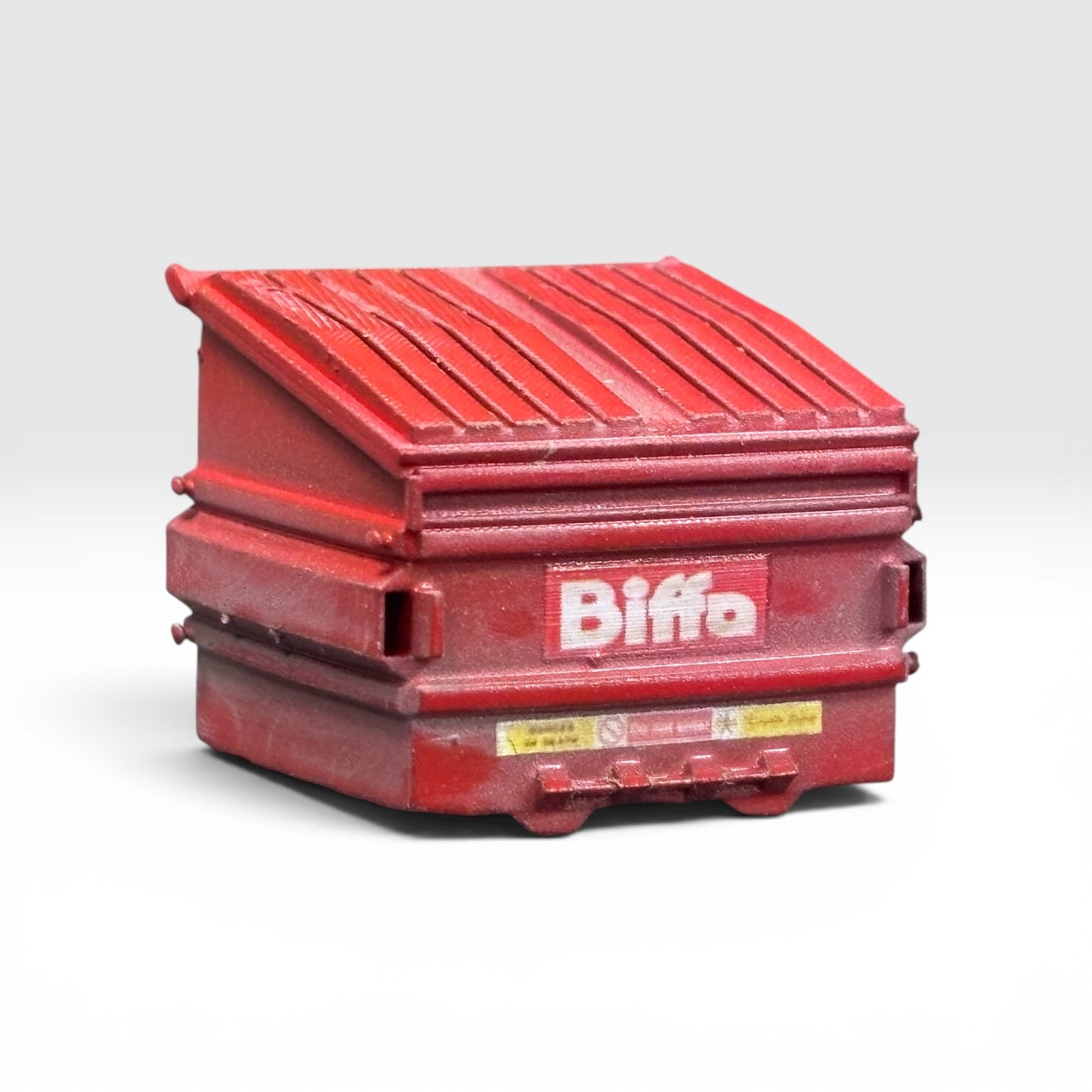 'Biffa' Front End Loading Bin - Weathered - OO Gauge