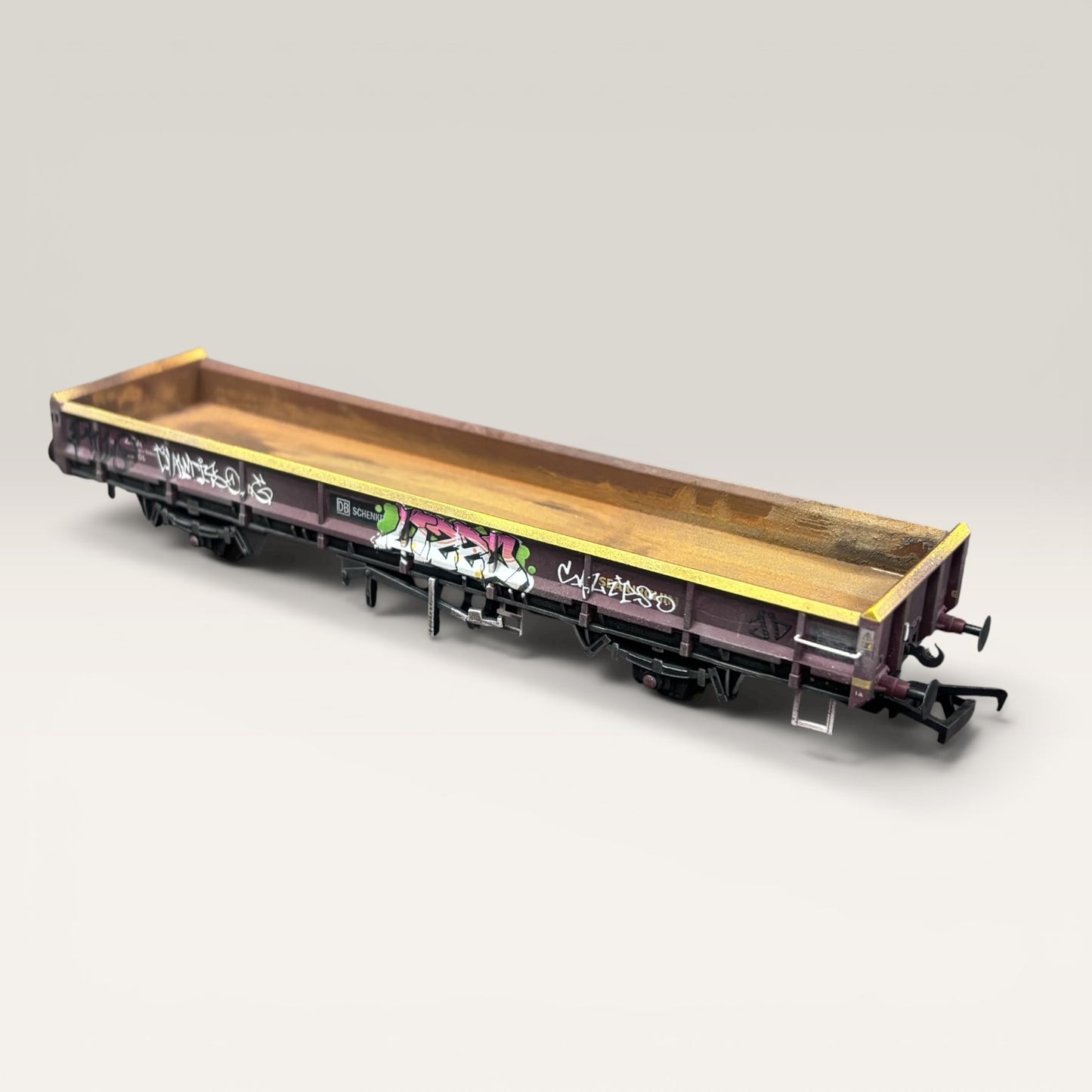 EFE Rail E87021B BR ZCA 'Sea Urchin' Vandalised Wagon DB Schenker No. 460006