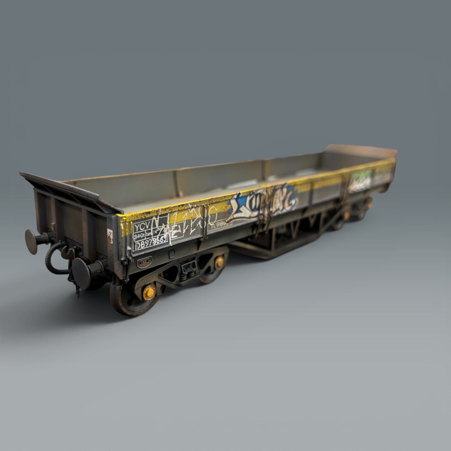 Dapol YCV Turbot Wagon Engineers Dutch - Vandalised & Weathered (B-Stock)