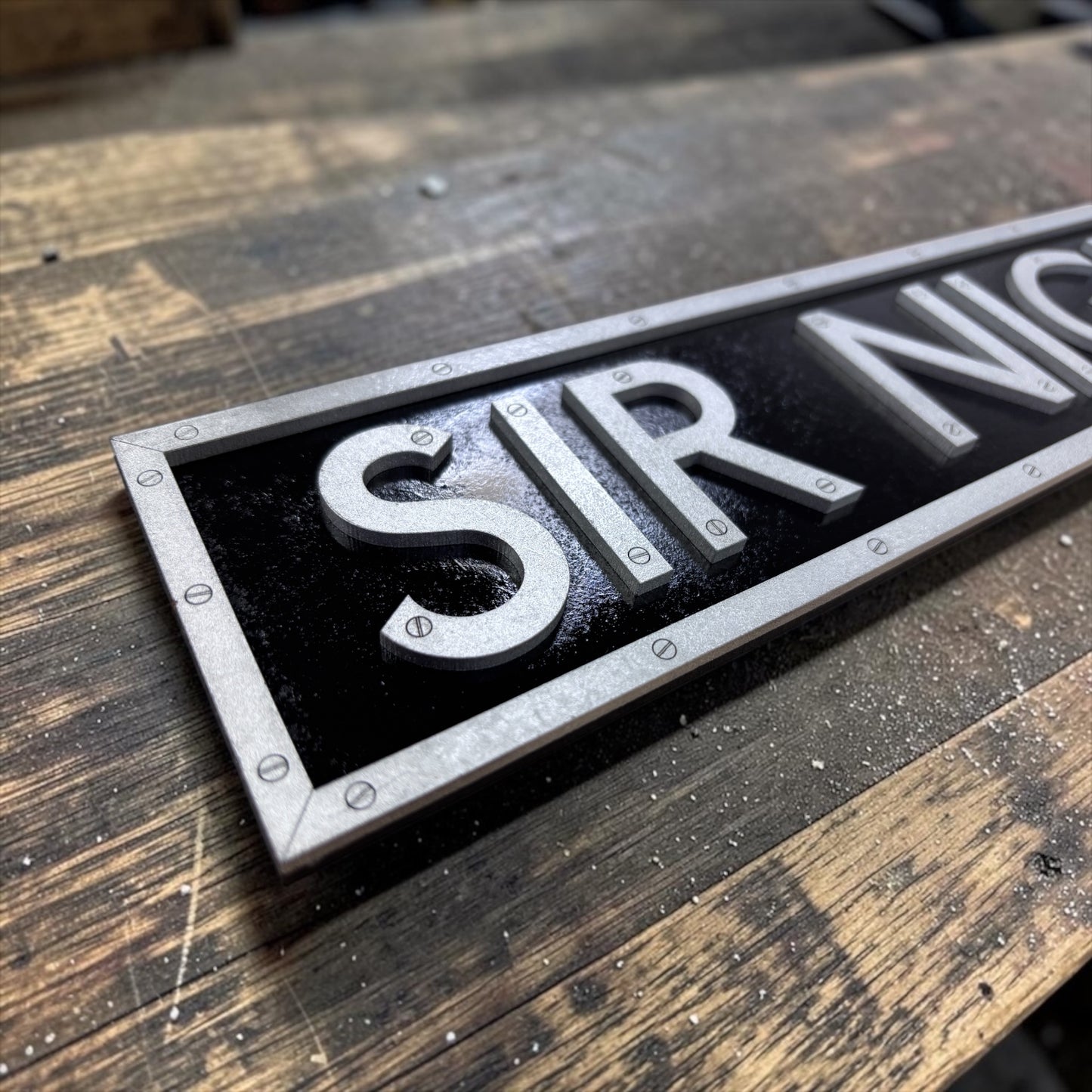 'Sir Nigel Gresley' Nameplate - Black
