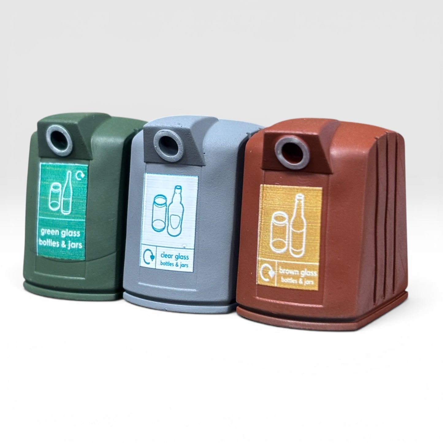 Recycling Bottle Banks - Set of 3 - HO Gauge