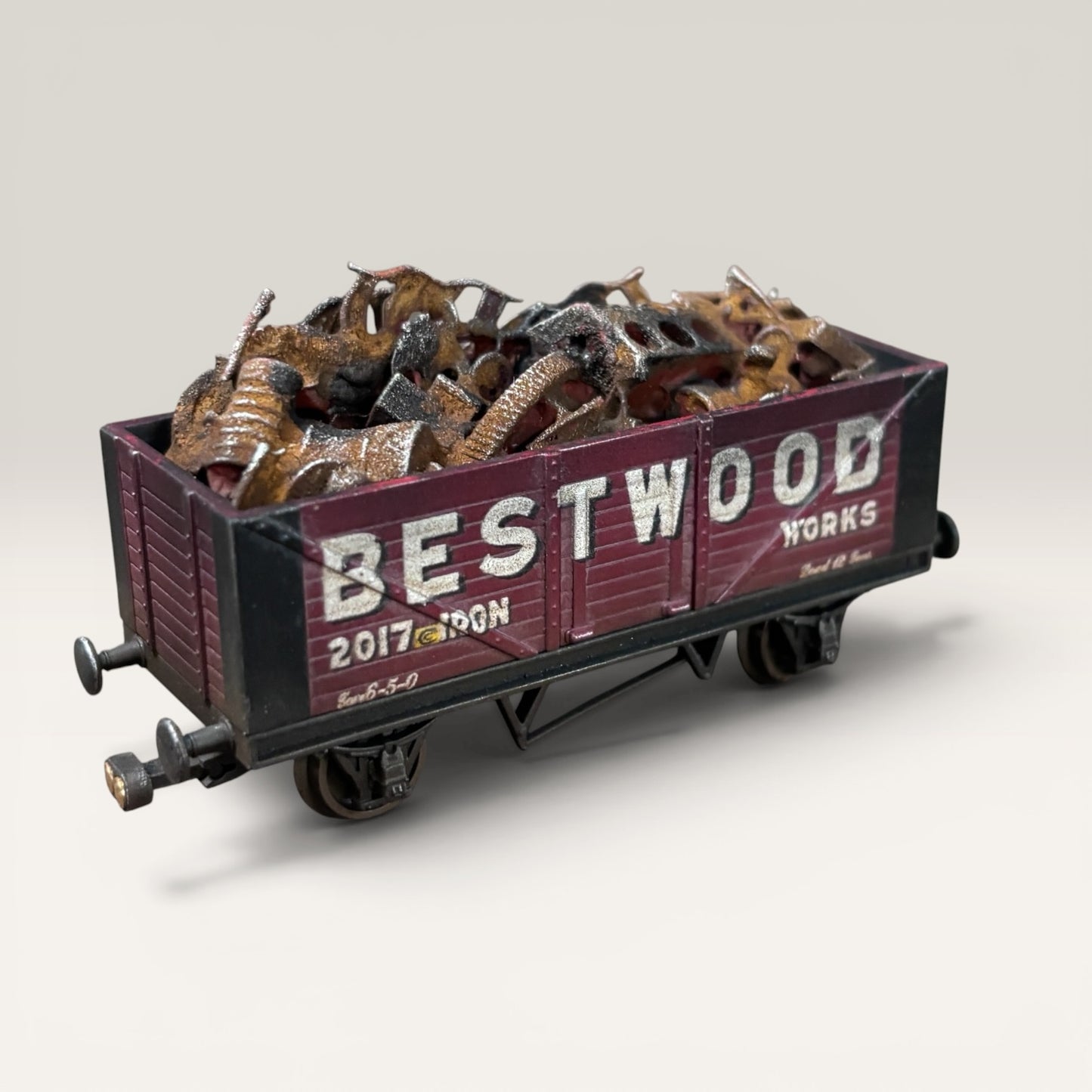 Rusty Scrap Metal Wagon Load - TT:120