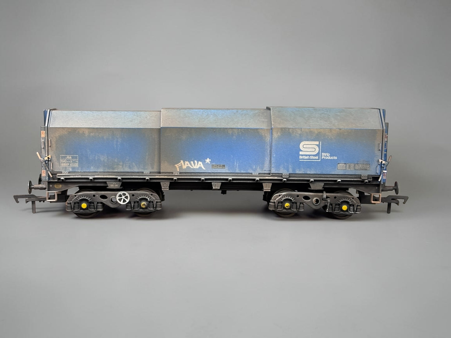 Accurascale JSA British Steel Coil Carriers - Vandalised and Weathered