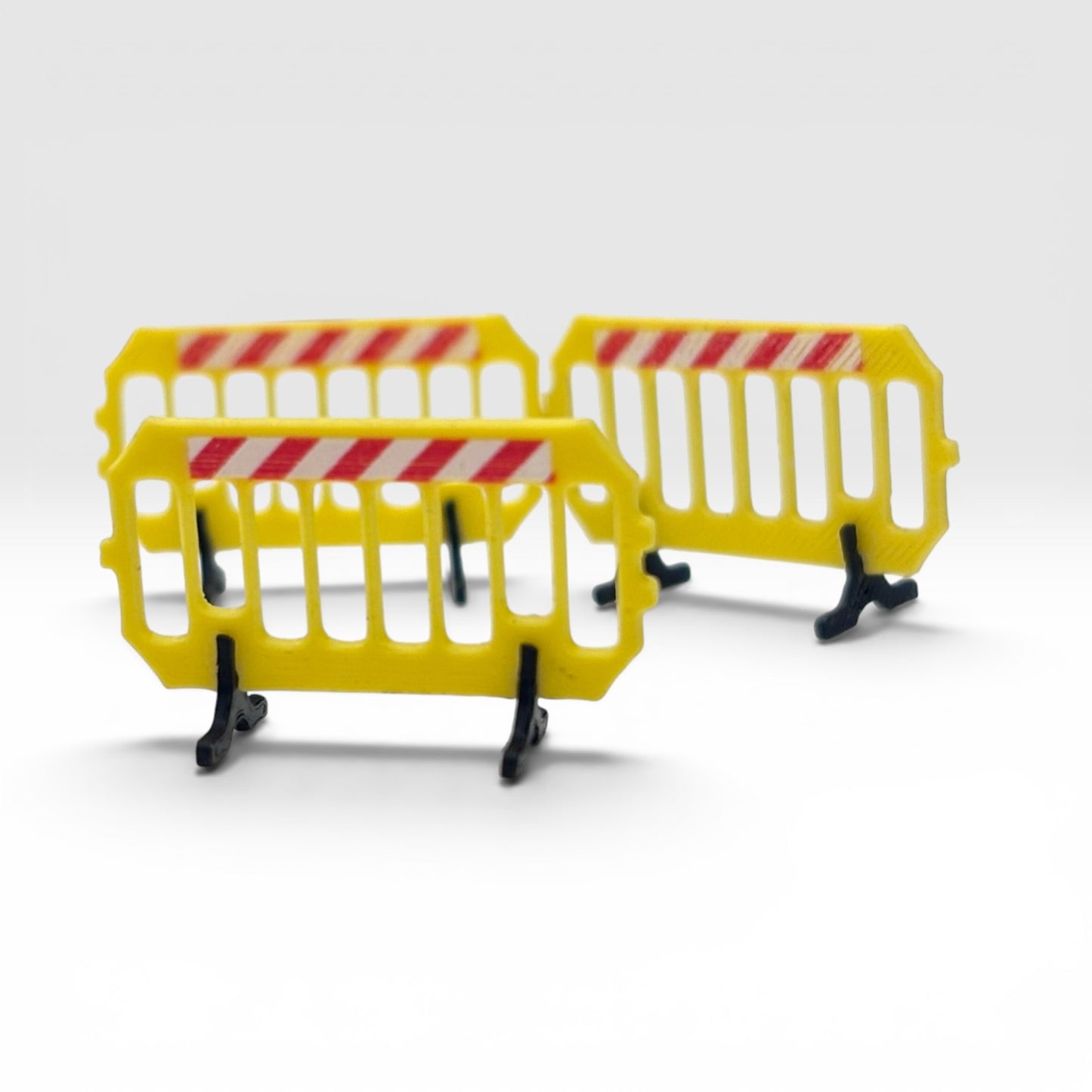 Plastic Traffic Barriers - Yellow - O Gauge