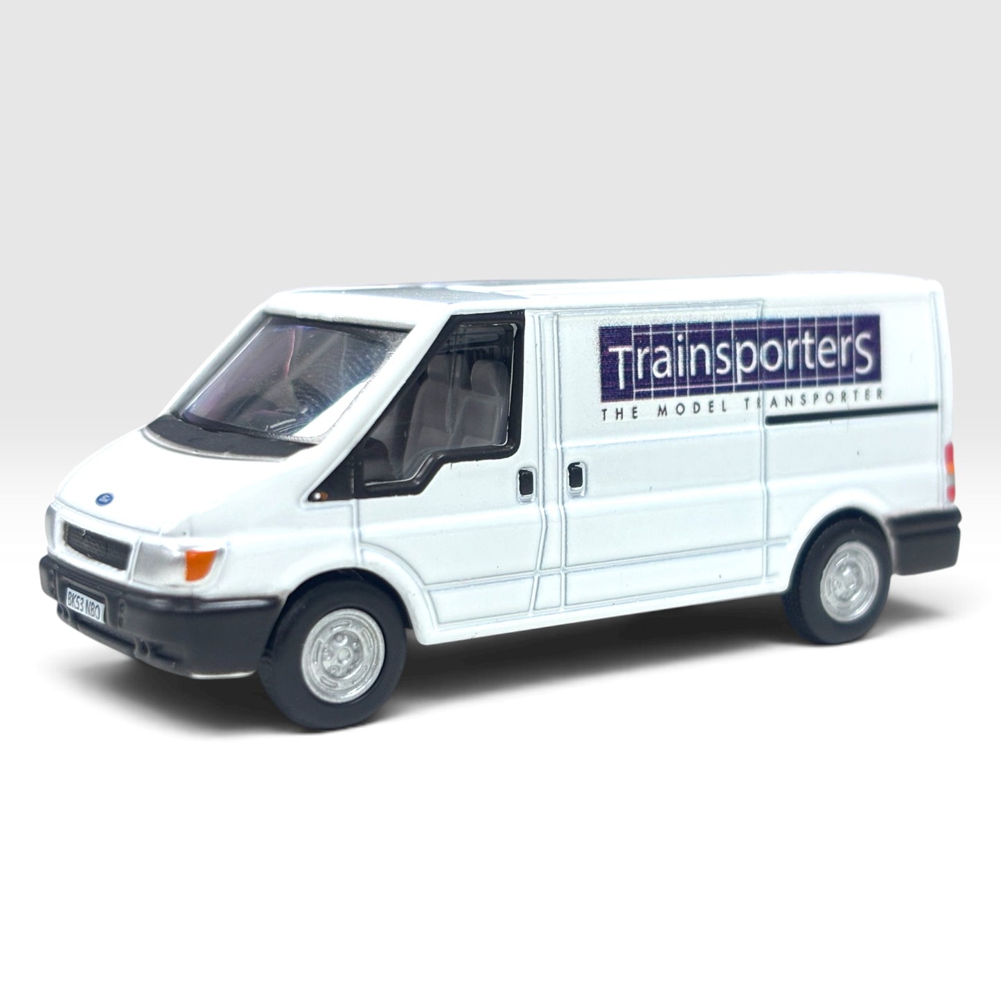 Oxford Diecast DAF 2800 Short Van Trailer White - 1:76 -  SP184A