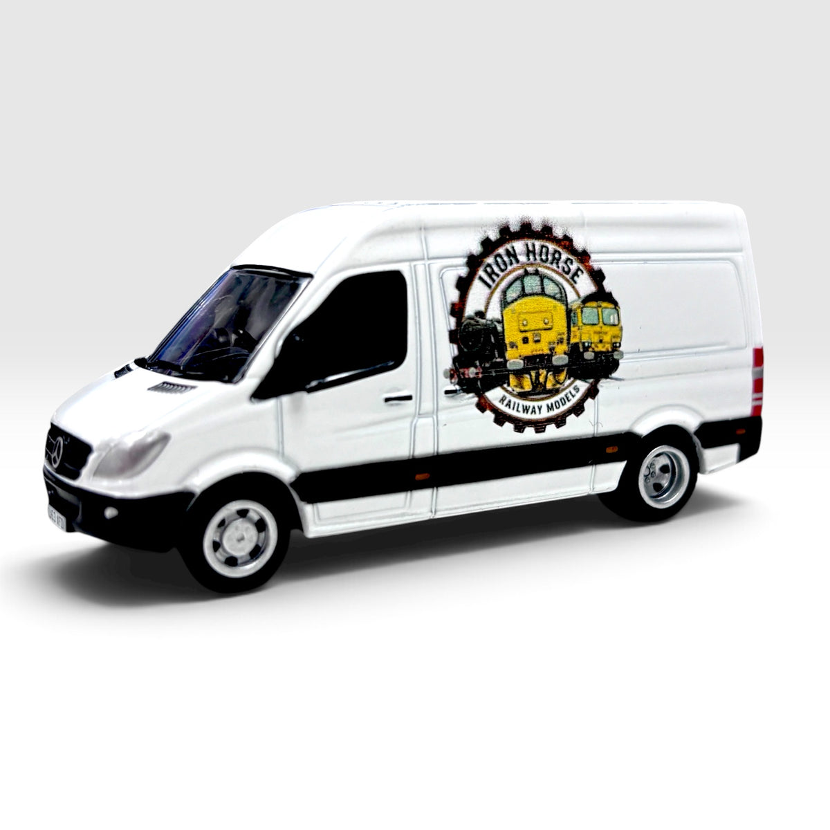 Oxford Diecast White Mercedes Sprinter - 1:76 - 76MSV004