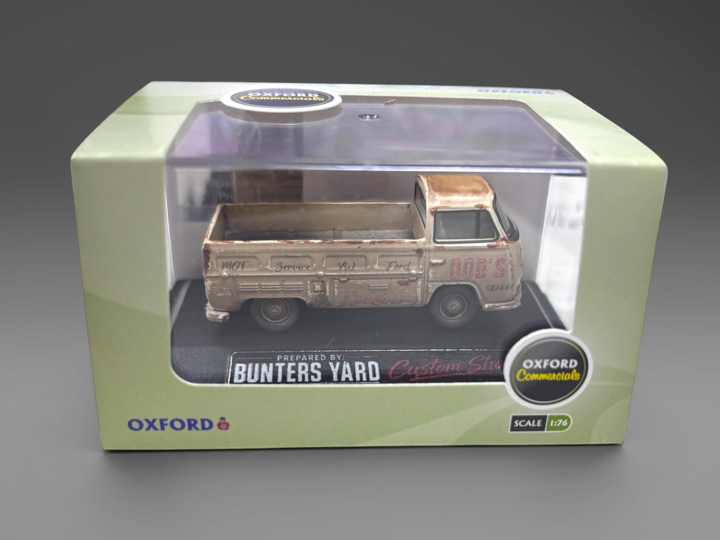Oxford Diecast VW T2 Bay Window Retro Garage Pick Up - 1:76