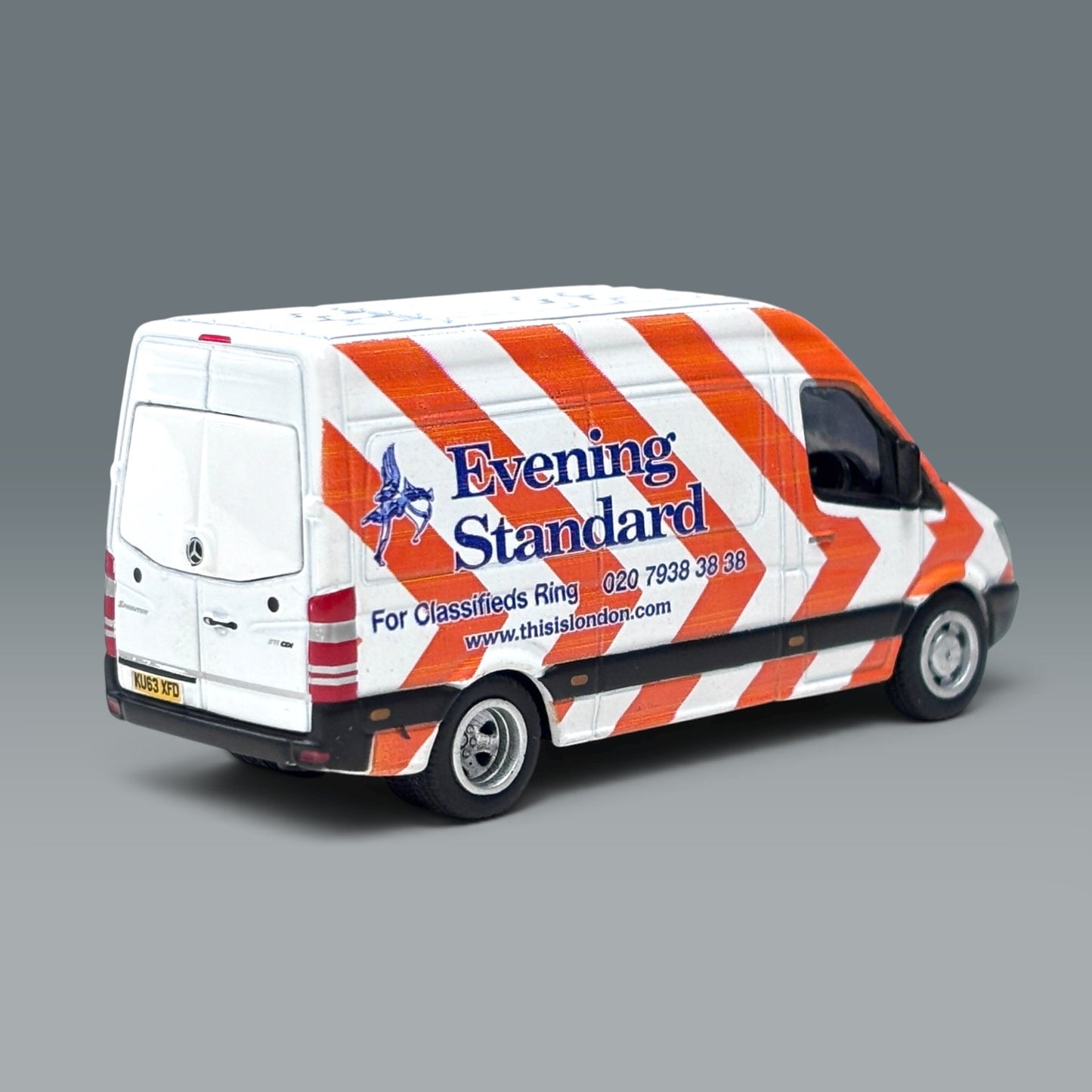 Oxford Diecast Mercedes Sprinter Van - Evening Standard - 1:76