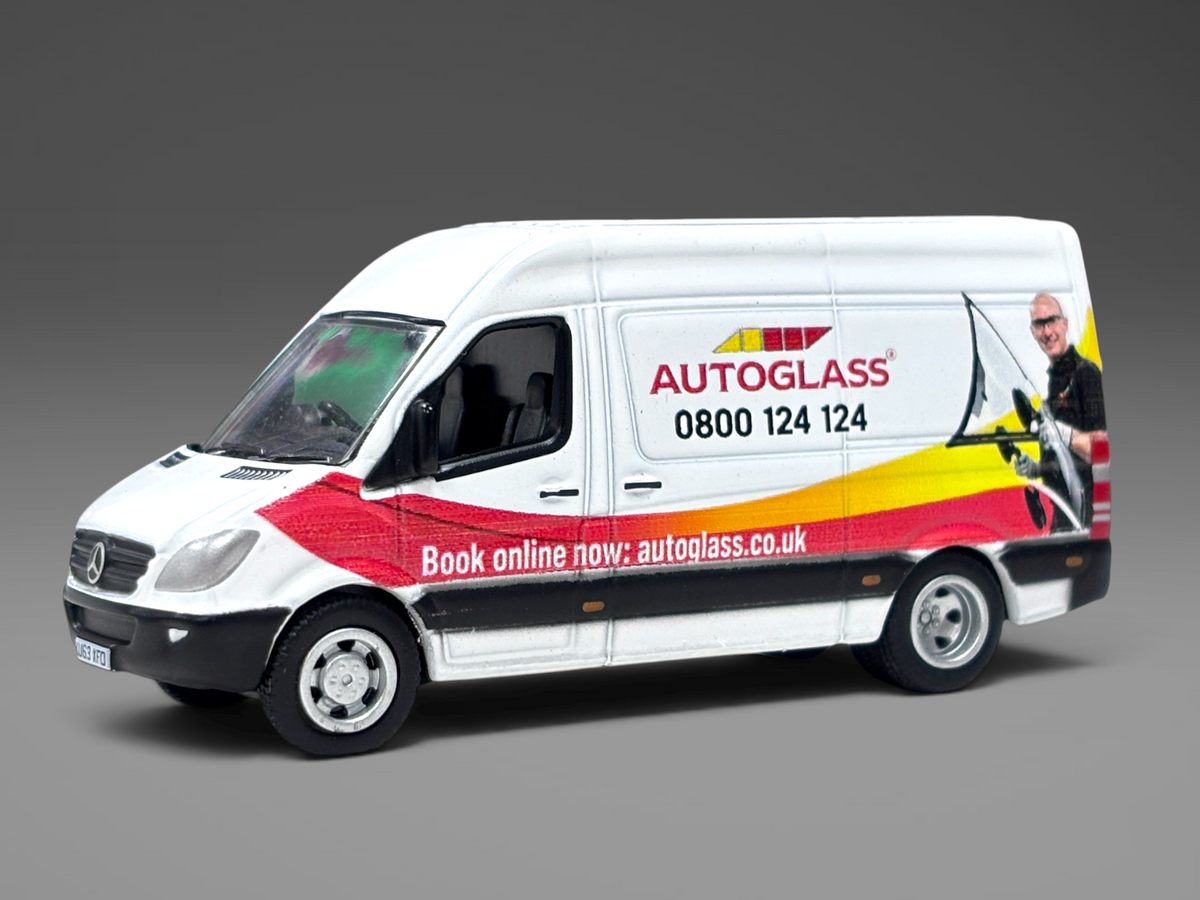 Oxford Diecast Mercedes Sprinter Van - Autoglass - 1:76