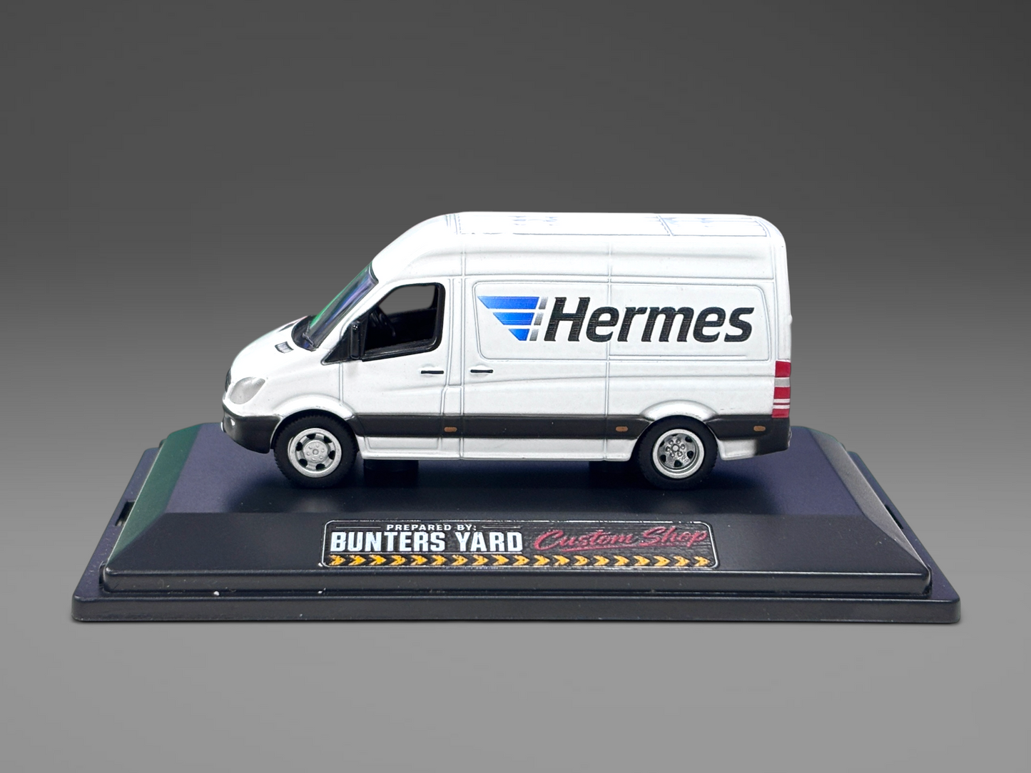 Oxford Diecast Mercedes Sprinter Van - Hermes - 1:76