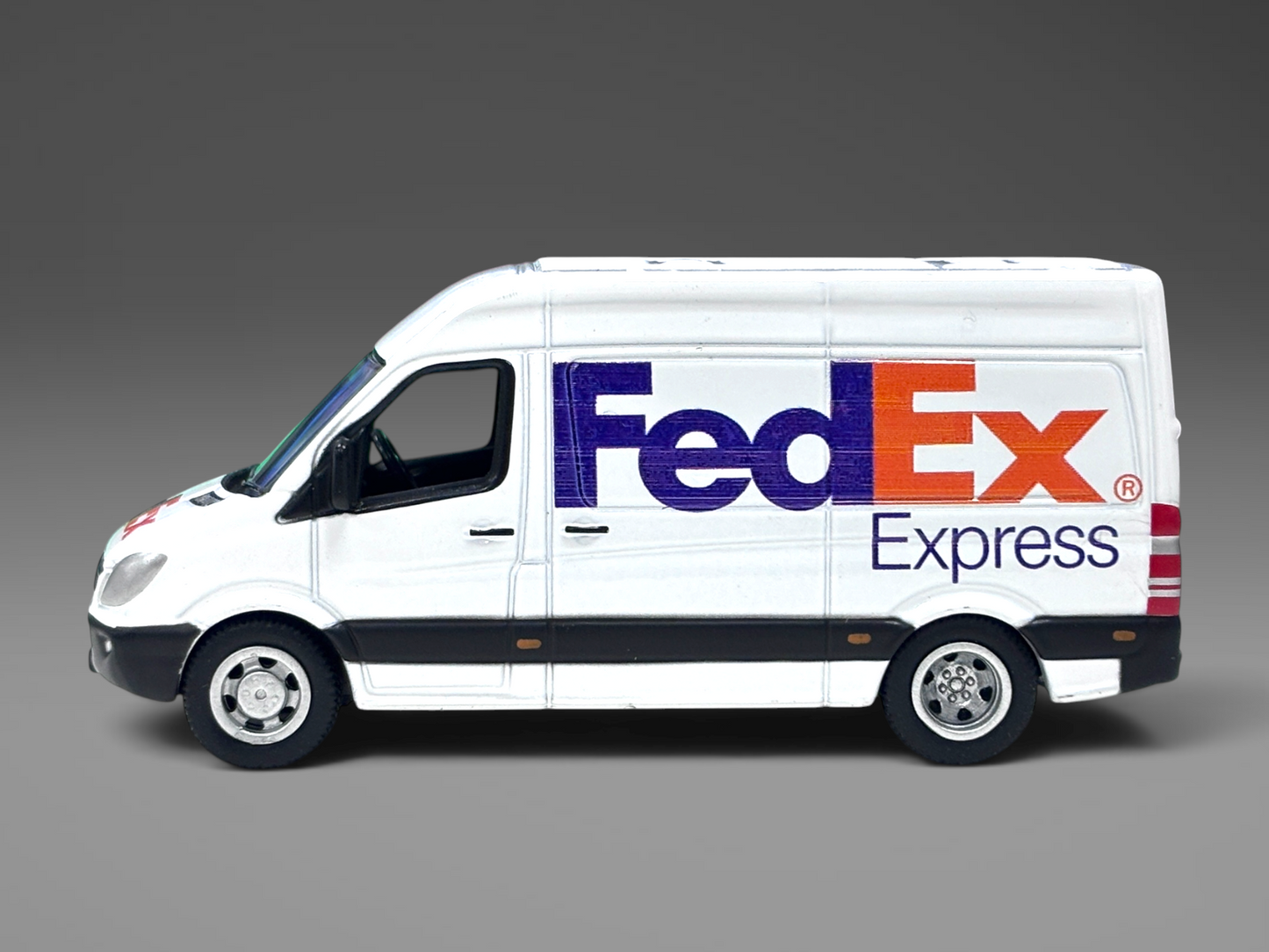 Oxford Diecast Mercedes Sprinter Van - FedEx Express - 1:76