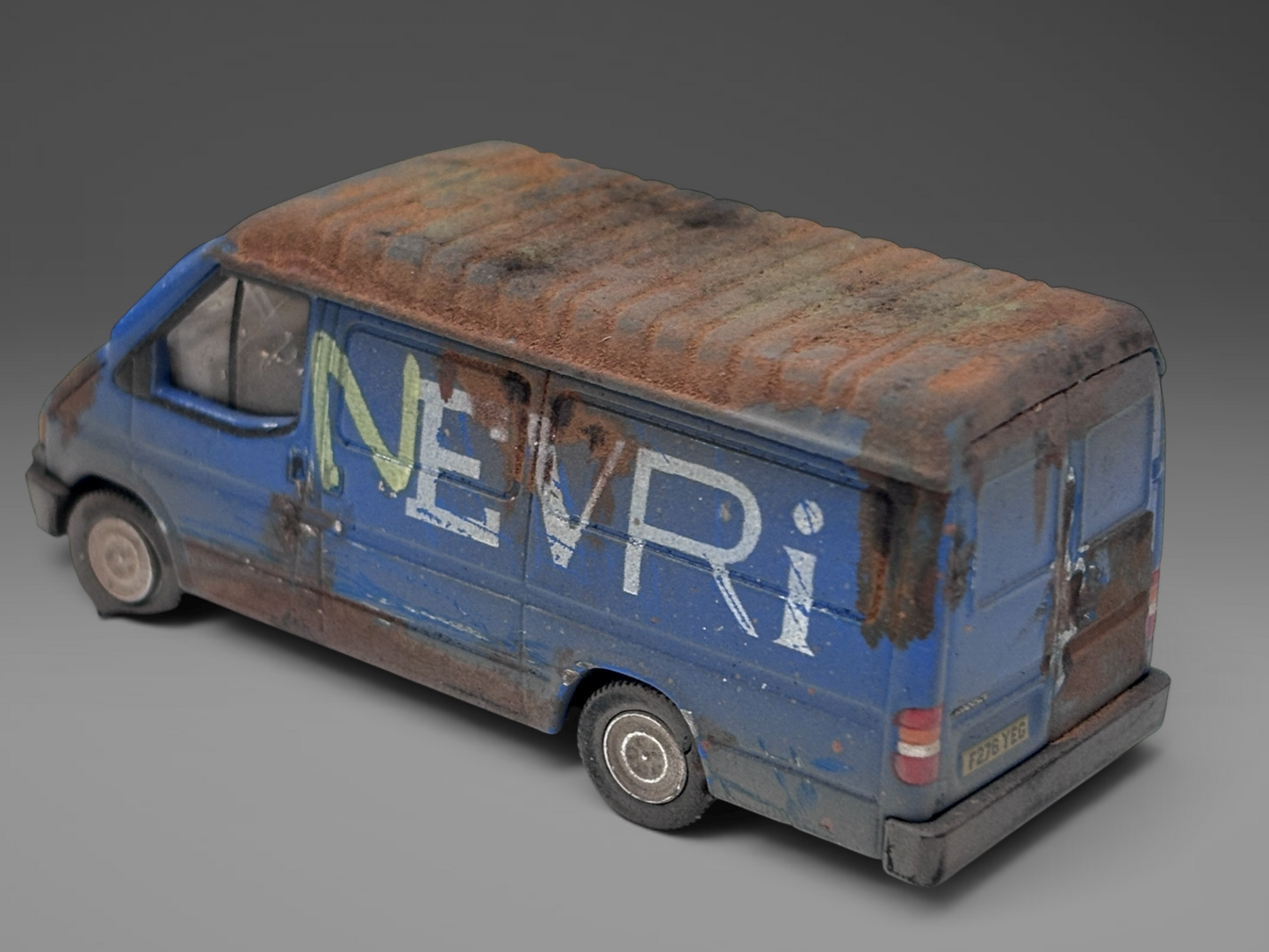 Oxford Diecast Transit LWB High Roof Relic Delivery Van - 1:76