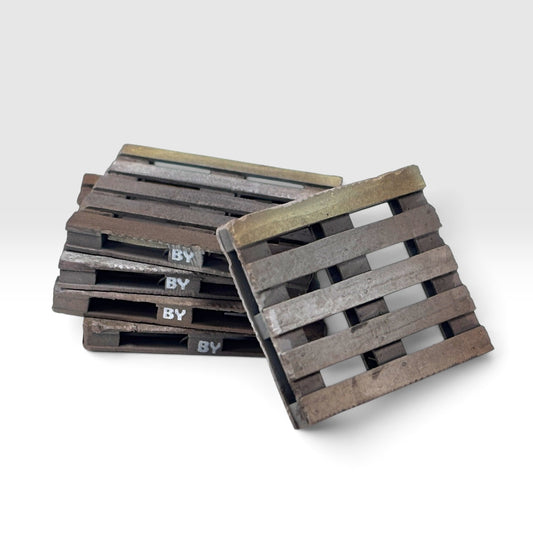 Weathered Wood Pallet - Gauge 1