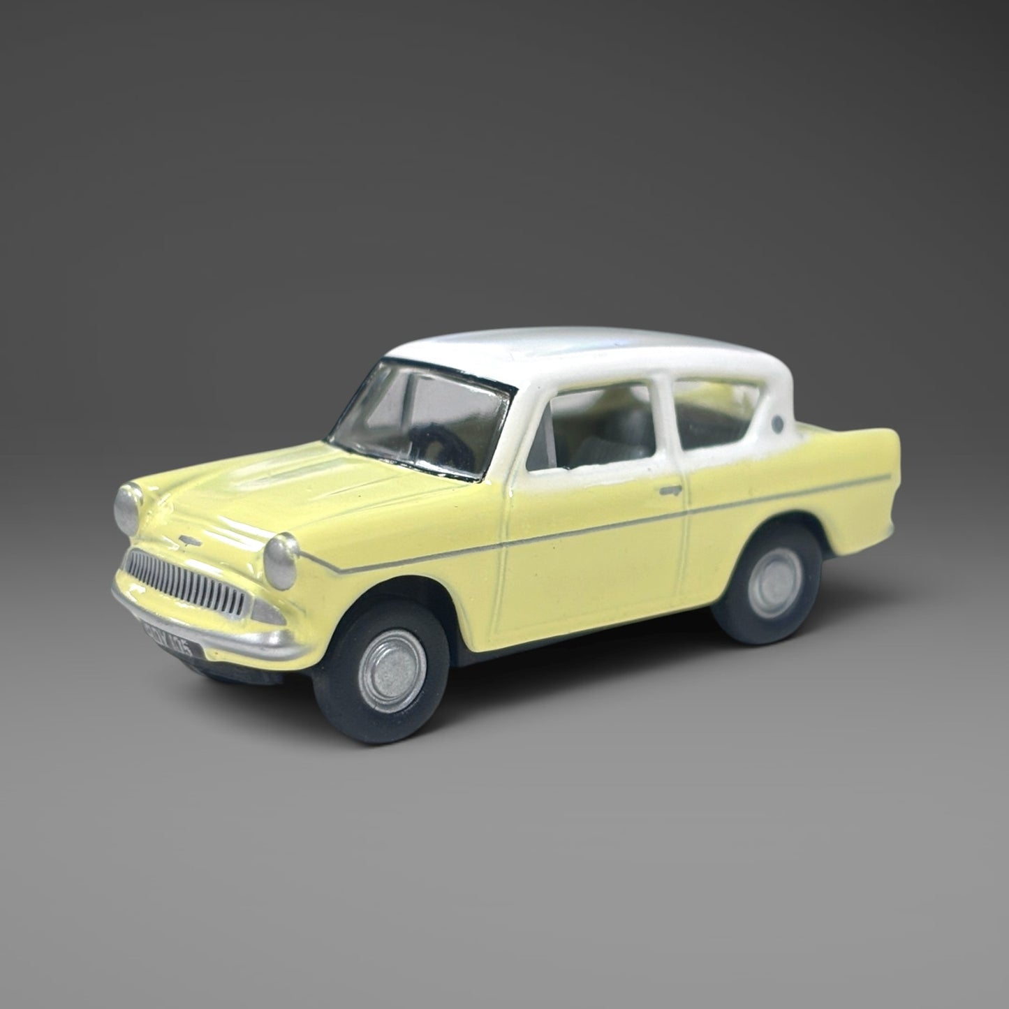 Oxford Diecast Sunburst Yellow/ White Anglia - 1:76
