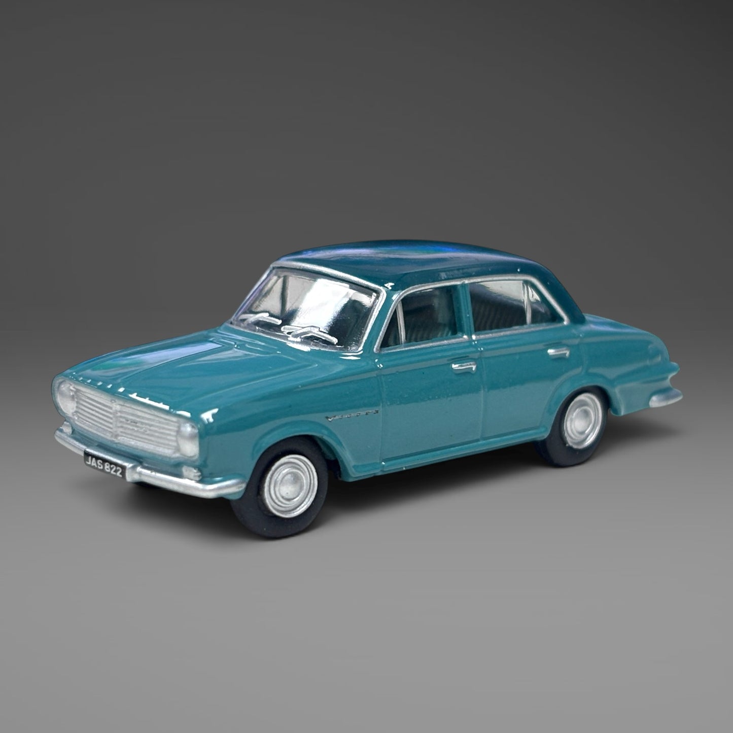 Oxford Diecast Glade/Alpine Green l FB Victor - 1:76 Scale