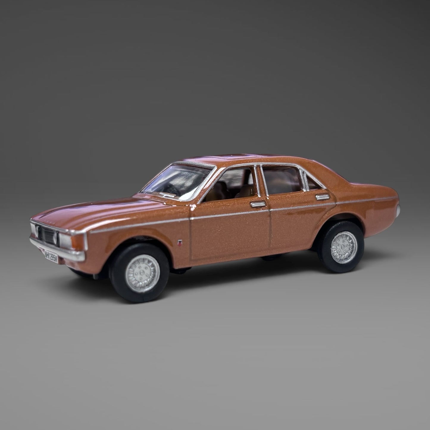 Oxford Diecast Ford Consul - Gold - 1:76 Scale