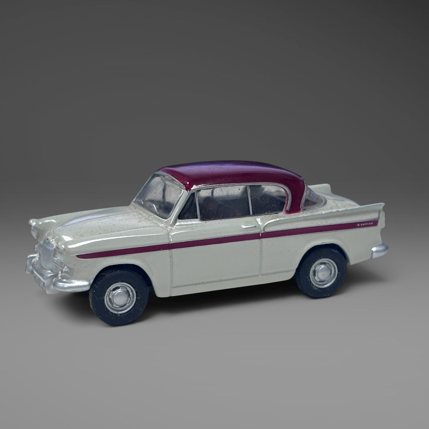 Oxford Diecast Pearl Grey/Pippin Red Rapier - 1:76 Scale
