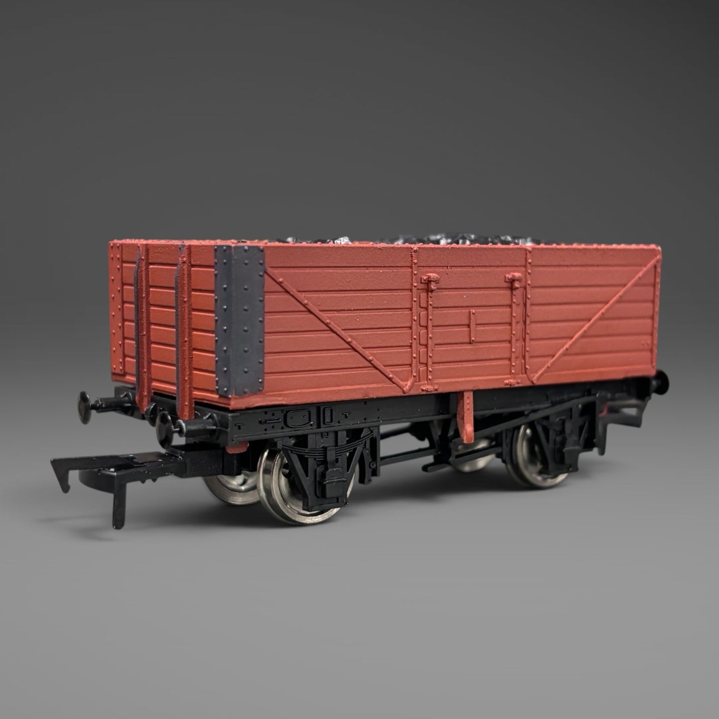Custom Liveried 5 Plank Wagon - Style 2