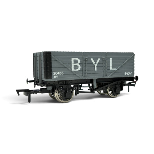 Custom Liveried Dapol 7 Plank Wagon - Style 1