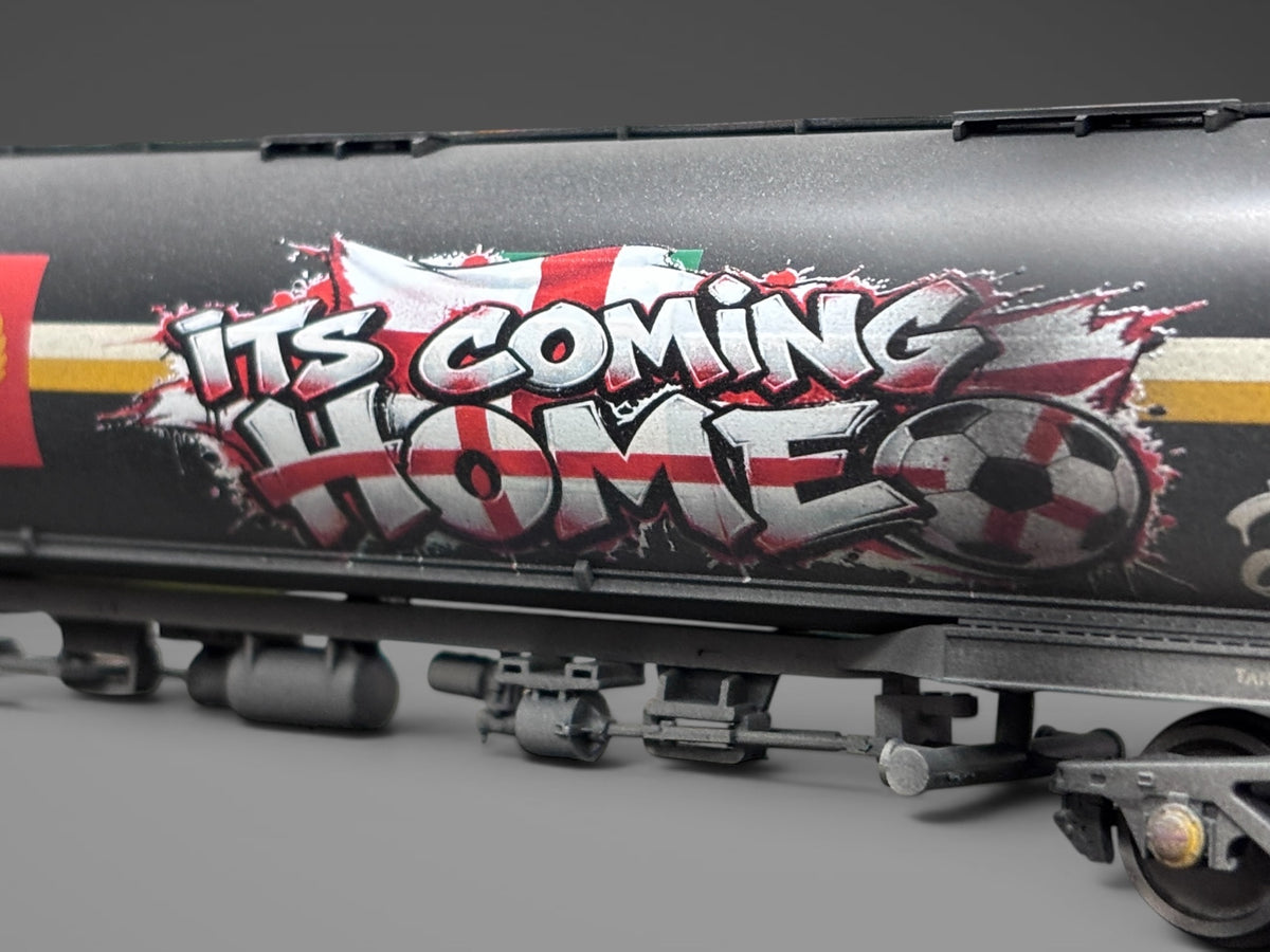 Bachmann 100T TEA Crude Oil Black Tank Wagon - Graffiti & Weathered