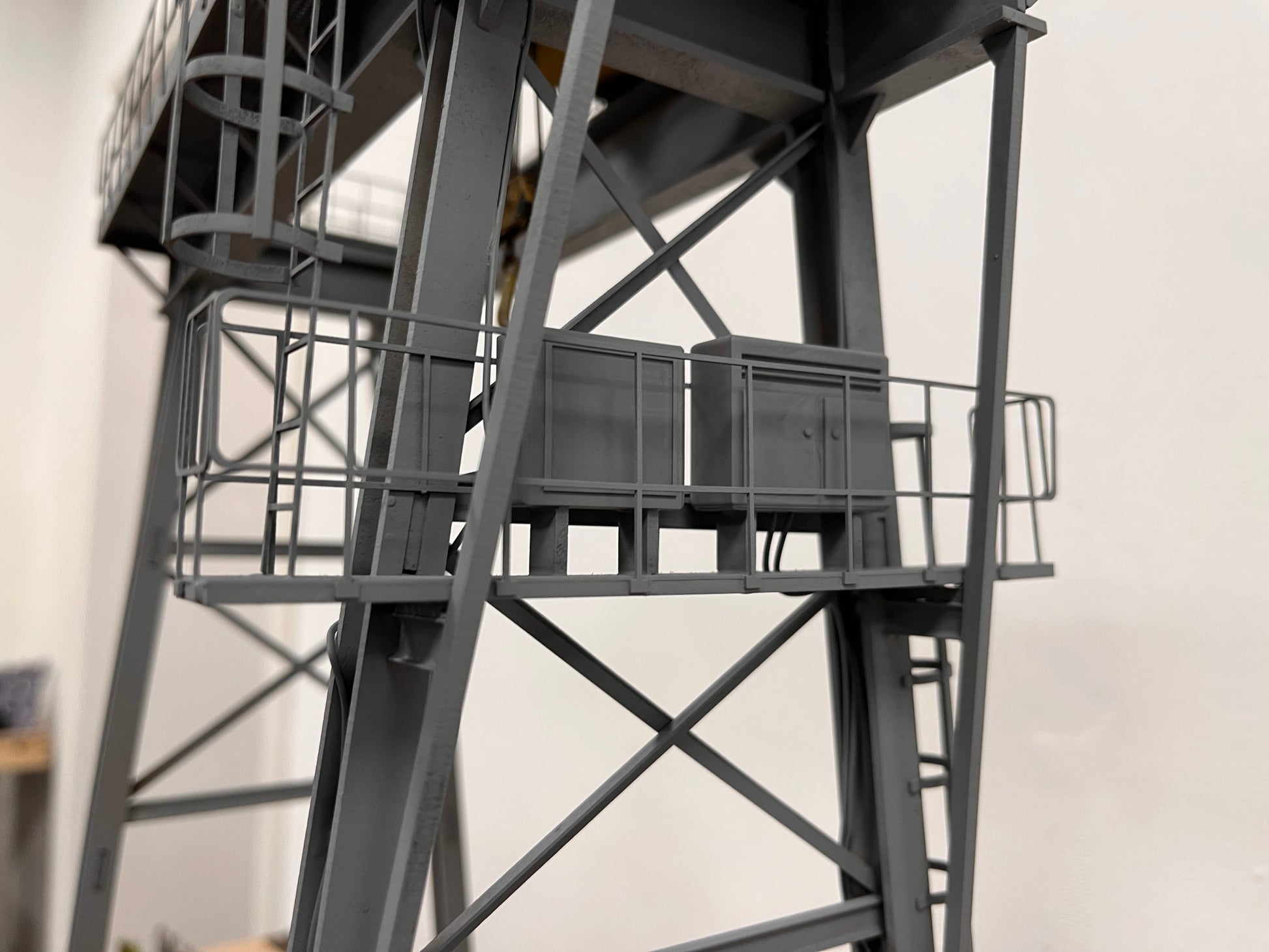 Nuclear Flask Gantry Crane for OO Model Railway