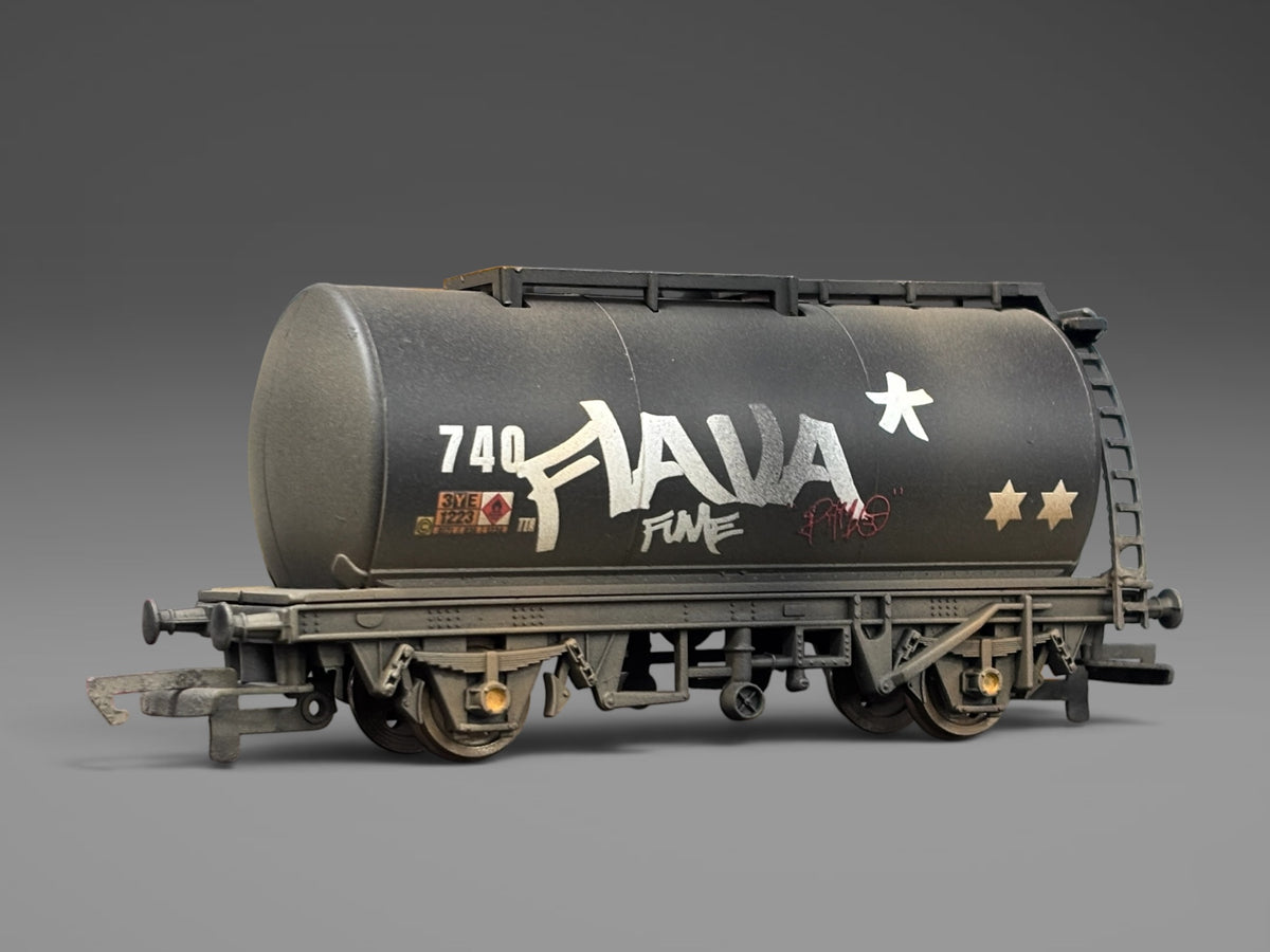 TTA Black Tank Wagon - Graffitied & Weathered - OO Gauge (H)