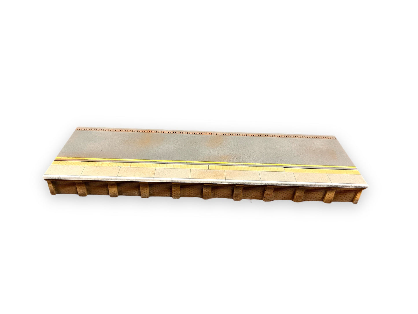 Modern Era Single Sided Platform Straight - 70mm