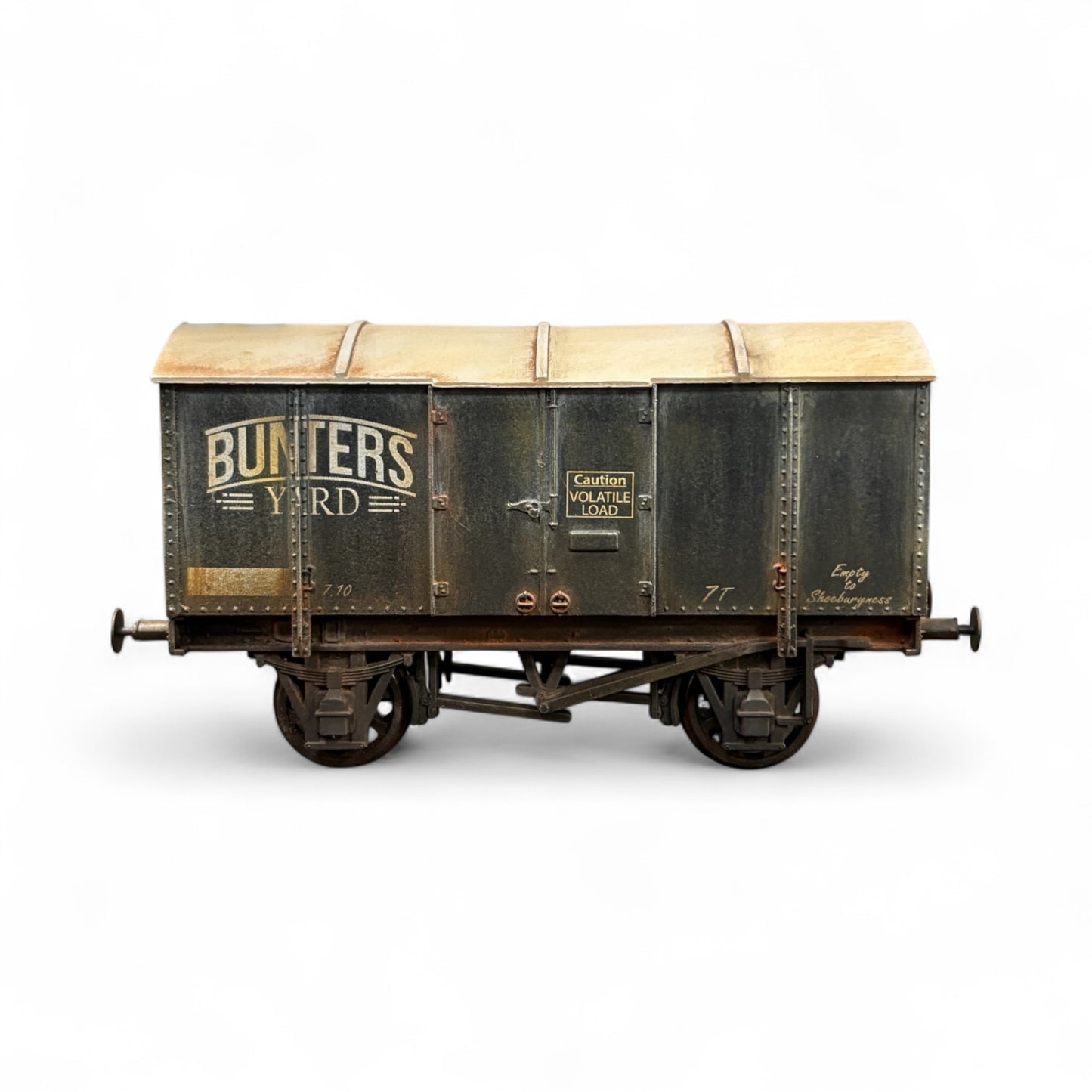 Bunters Yard Gun Powder Van - Weathered Edition - OO Gauge